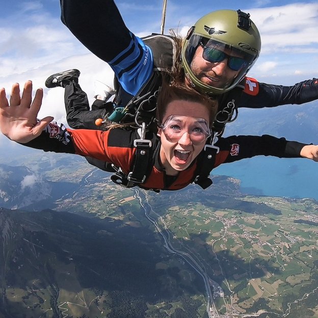 Fallschirm Tandemsprung - Skydiving aus dem Flugzeug