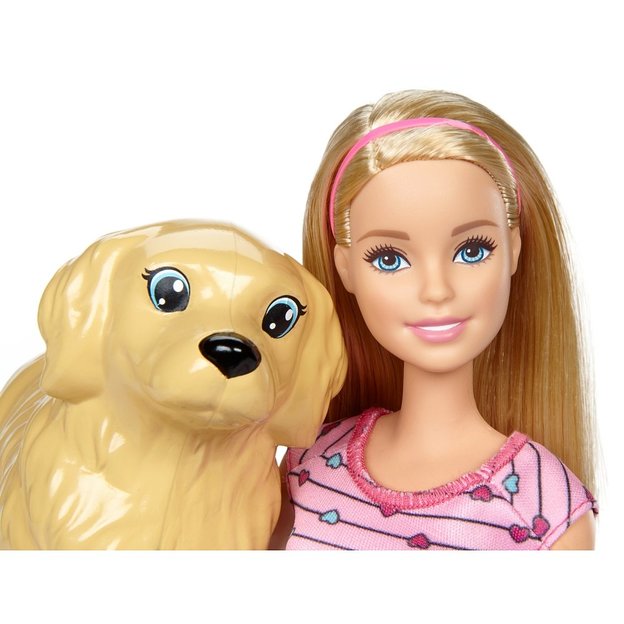 barbie avec un chien